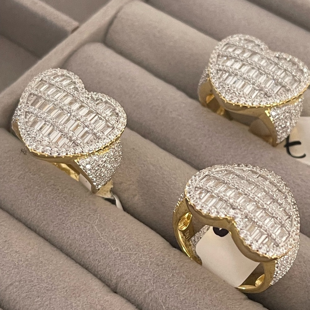 New Elegant Gold and Silver Heart Ring..Italy Silver 925  Sparkle Zirconias